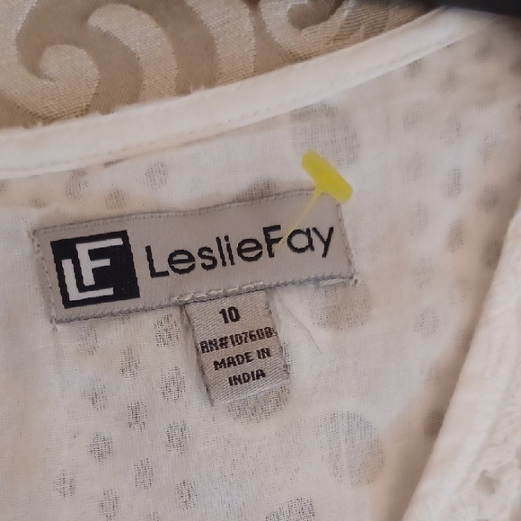 Leslie Fay White Eyelit Dress - Picture 6 of 8